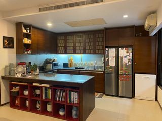 出租 5 卧室 别墅 在 Watthana, 曼谷