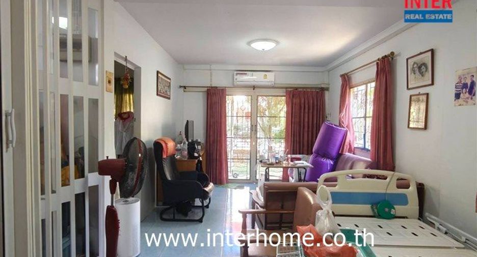 Casa en venta de 3 habitaciones en Bang Khen, Bangkok