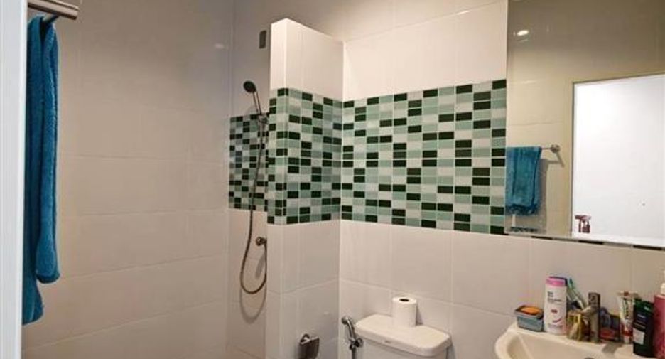 For sale 3 bedrooms townhouse in Khlong Sam Wa, Bangkok