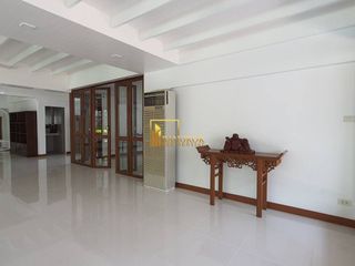 出租 3 卧室 别墅 在 Watthana, 曼谷