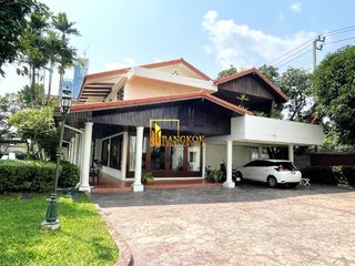 出租 3 卧室 别墅 在 Watthana, 曼谷