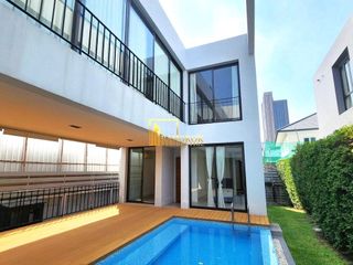 For rent 4 ベッドルーム villa in Khlong Toei, Bangkok