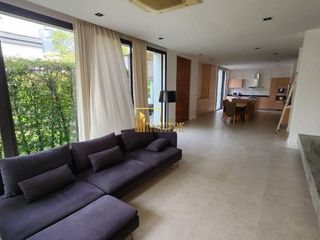 For rent 4 ベッドルーム villa in Khlong Toei, Bangkok