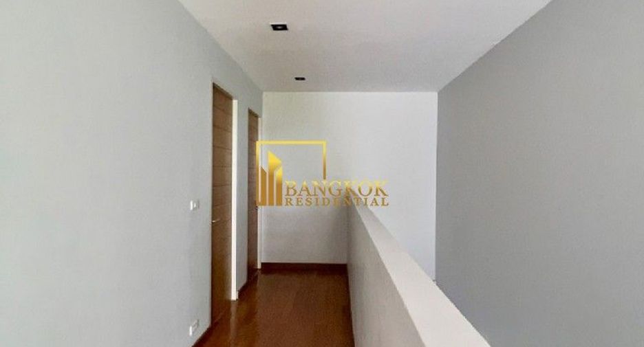 For rent 4 ベッドルーム villa in Khlong Toei, Bangkok
