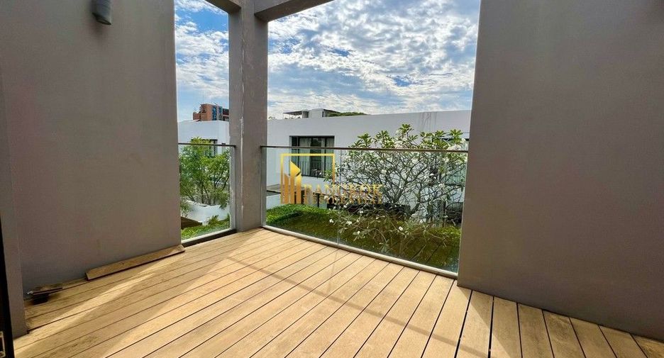 For rent 4 ベッドルーム villa in Khlong Toei, Bangkok