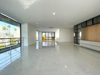 Apartamento en alquiler de 4 habitaciones en Khlong Toei, Bangkok