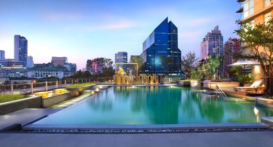À louer 3 chambres appartement avec services à Sathon, Bangkok