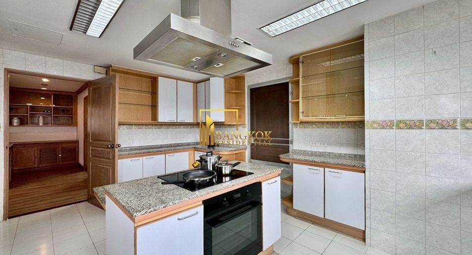 Apartment zur Miete mit 5 Zimmer in Watthana, Bangkok