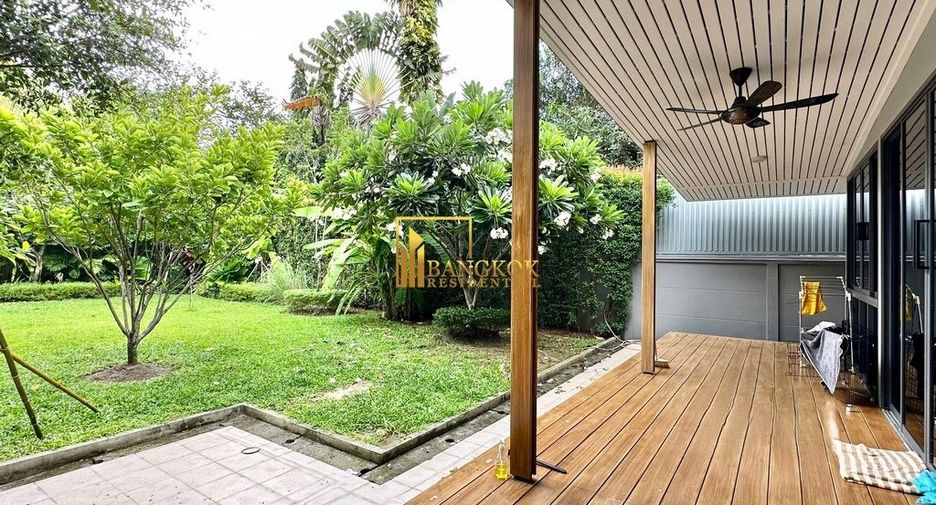 À louer 4 chambres villa à Watthana, Bangkok