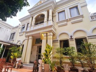 For rent 4 ベッドルーム house in Khlong Toei, Bangkok