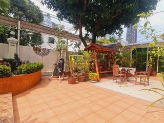 For rent 4 ベッドルーム house in Khlong Toei, Bangkok