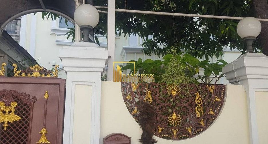 For rent 4 ベッドルーム house in Khlong Toei, Bangkok