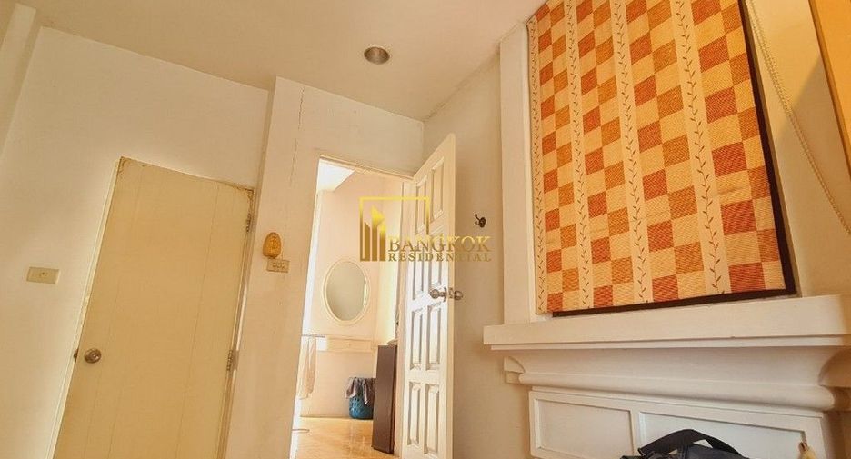For rent 4 ベッドルーム house in Khlong Toei, Bangkok