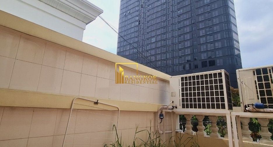 For rent 4 ベッドルーム house in Khlong Toei, Bangkok