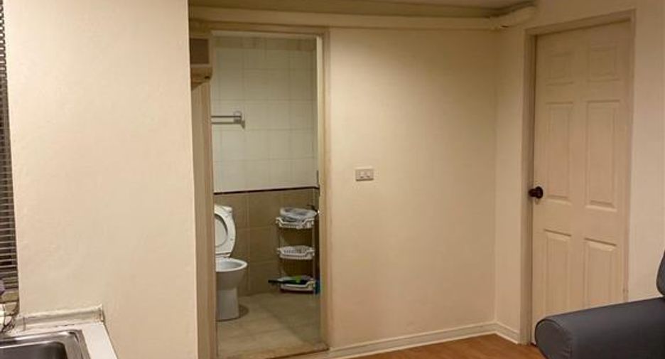 À vendre 1 chambre condo à Lak Si, Bangkok