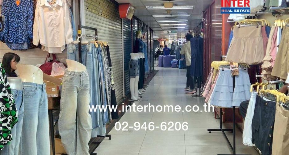 For sale retail Space in Ratchathewi, Bangkok