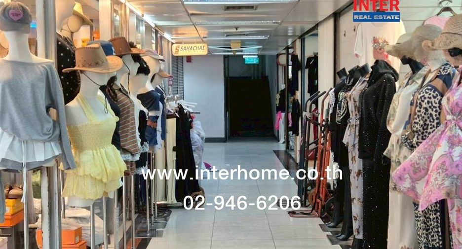 For sale retail Space in Ratchathewi, Bangkok