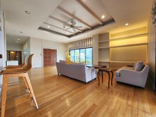出租 4 卧室 公寓式住宅 在 Watthana, 曼谷
