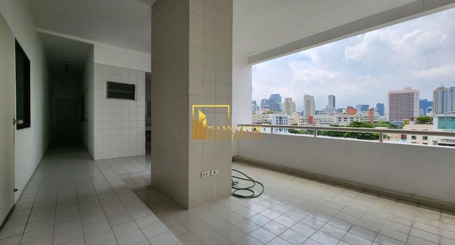 Apartment zur Miete mit 4 Zimmer in Watthana, Bangkok