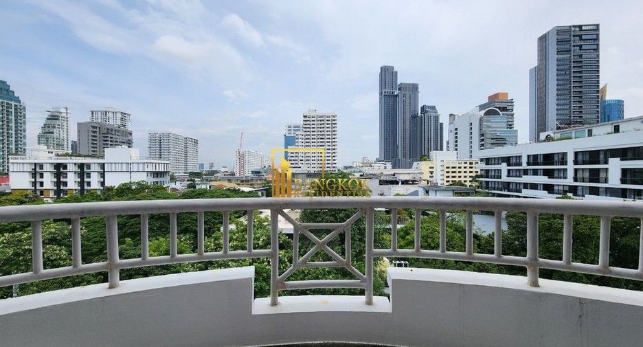 Apartment zur Miete mit 4 Zimmer in Watthana, Bangkok