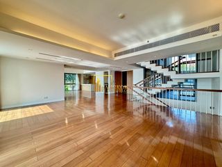 For rent and for sale 4 bedrooms condo in Yan Nawa, Bangkok
