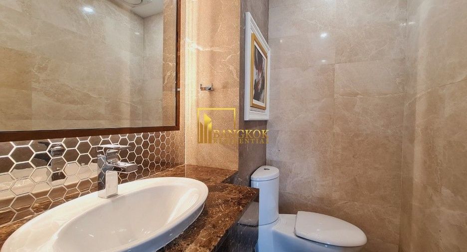 Condo en alquiler de 4 habitaciones en Khlong Toei, Bangkok