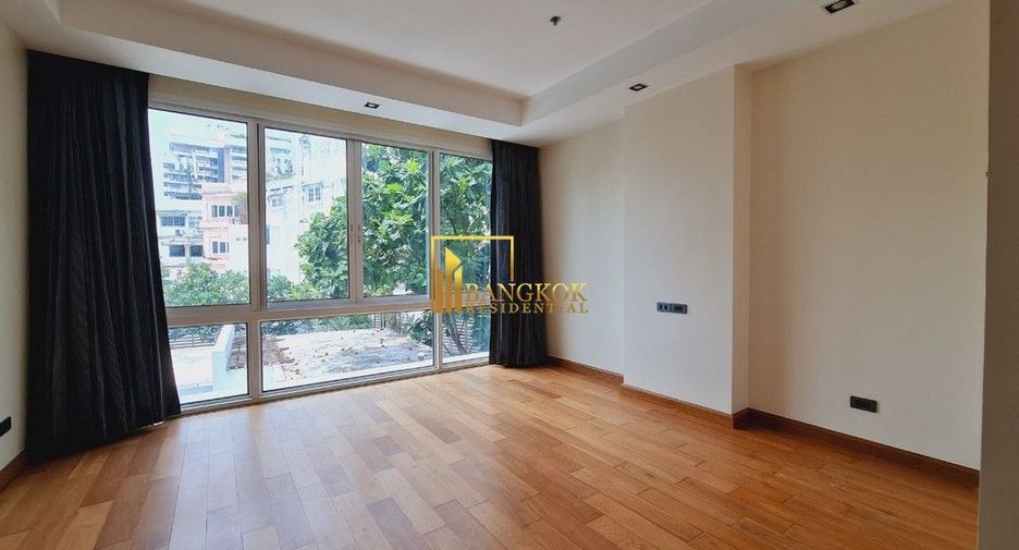 Condo en alquiler de 4 habitaciones en Khlong Toei, Bangkok