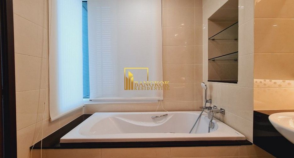 Condo en alquiler de 4 habitaciones en Khlong Toei, Bangkok