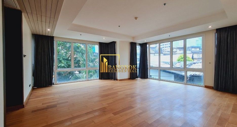 Condo en alquiler de 4 habitaciones en Khlong Toei, Bangkok