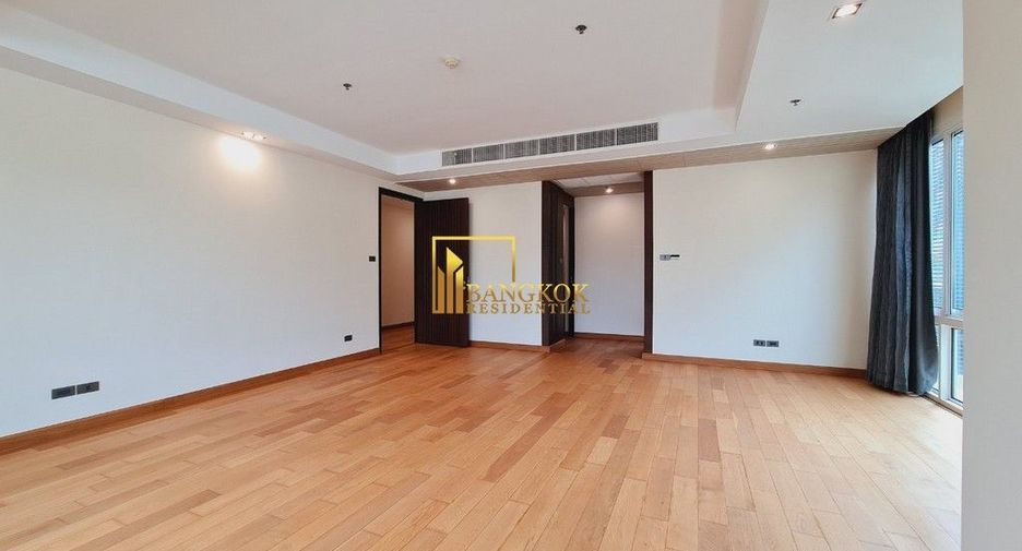 Condo en alquiler de 4 habitaciones en Khlong Toei, Bangkok
