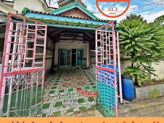 Casa adosada en venta de 2 habitaciones en Krathum Baen, Samut Sakhon