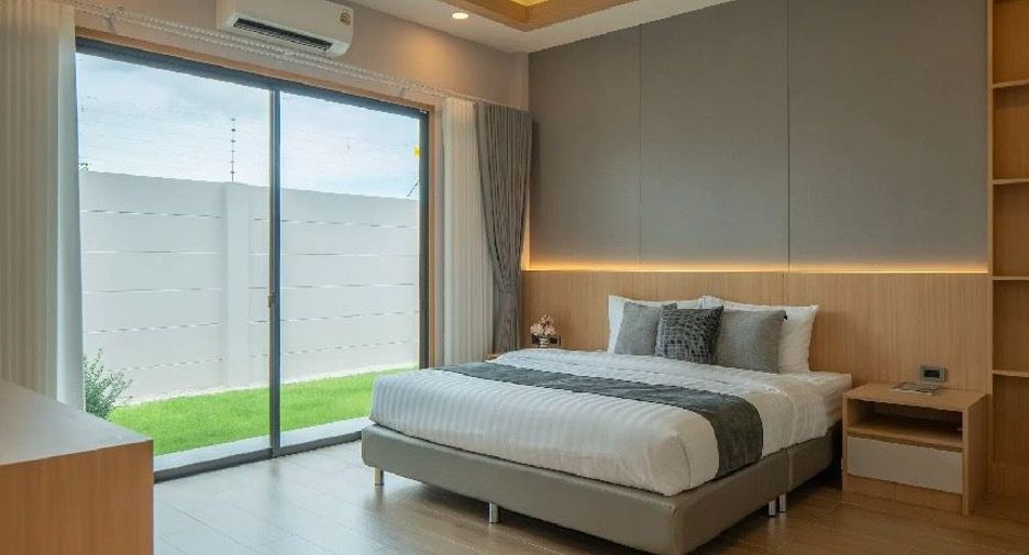 Haus zur Miete und zum Kauf mit 5 Zimmer in Bang Lamung, Chonburi
