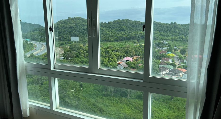 À vendre 1 chambre condo à Si Racha, Chonburi