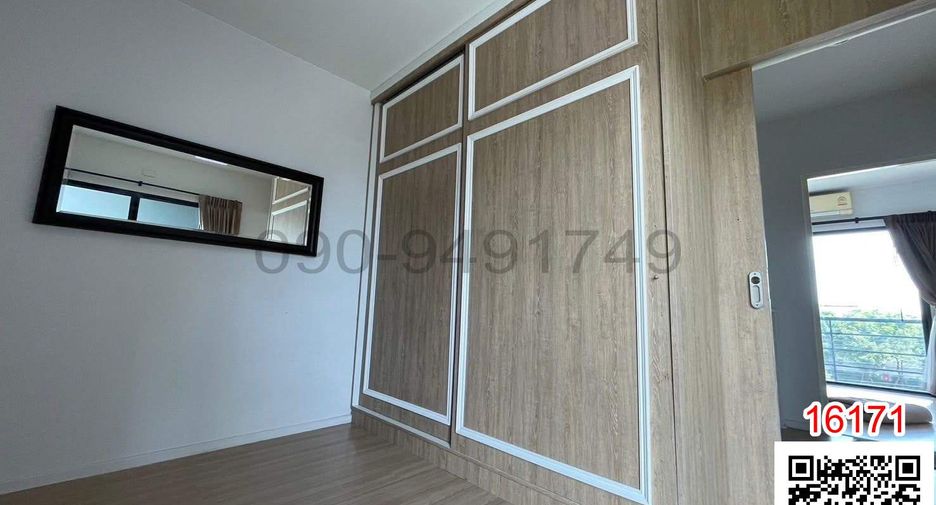 For rent 3 bedrooms townhouse in Prawet, Bangkok
