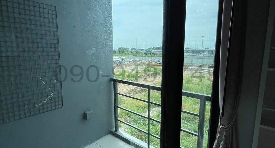 For rent 3 bedrooms townhouse in Prawet, Bangkok