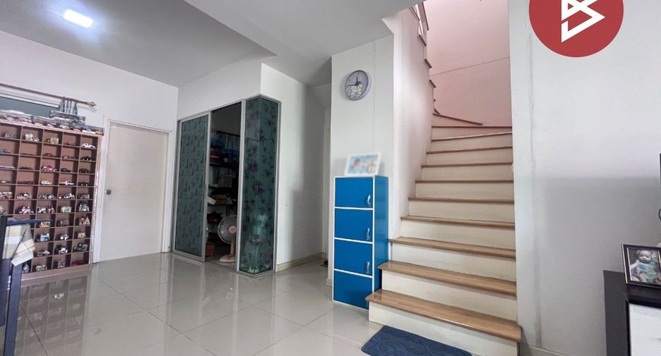 For sale 3 bedrooms townhouse in Khlong Luang, Pathum Thani