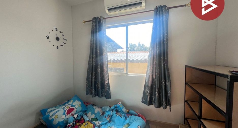For sale 3 bedrooms townhouse in Khlong Luang, Pathum Thani