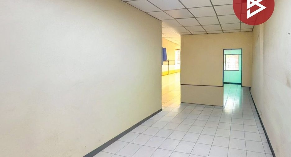 出售 3 卧室 联排别墅 在 Thung Khru, 曼谷