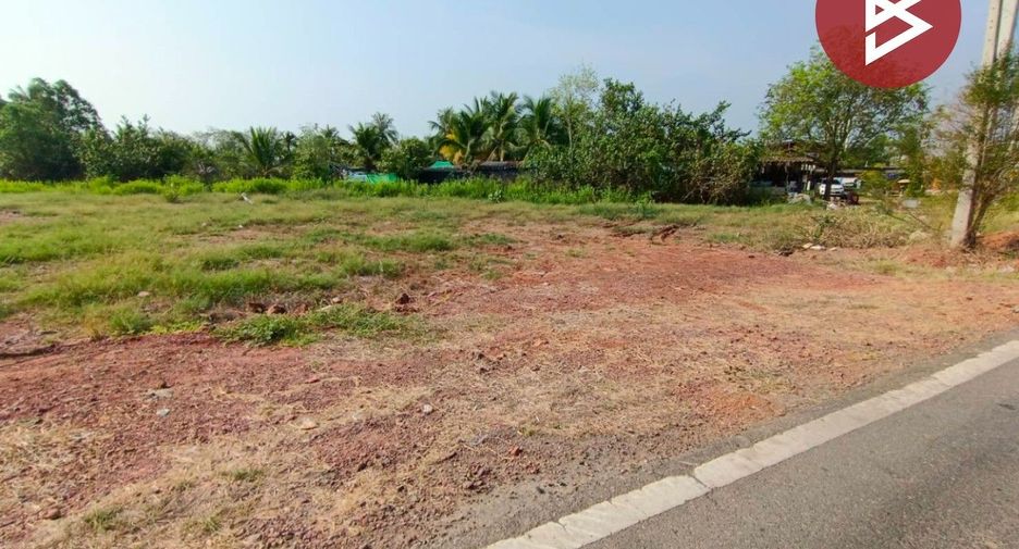 Terreno en venta en Ban Phaeo, Samut Sakhon