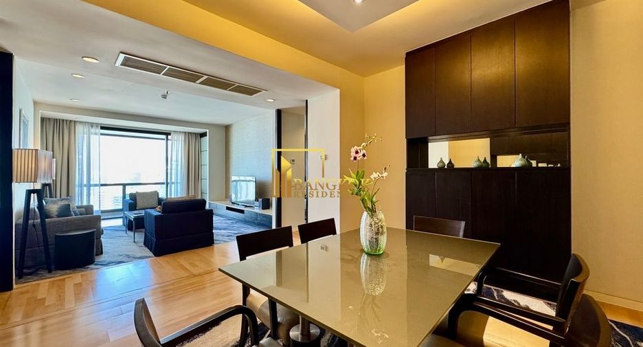 Apartamento con servicios en alquiler de 3 habitaciones en Khlong Toei, Bangkok