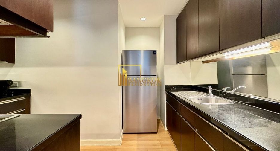 Apartamento con servicios en alquiler de 3 habitaciones en Khlong Toei, Bangkok