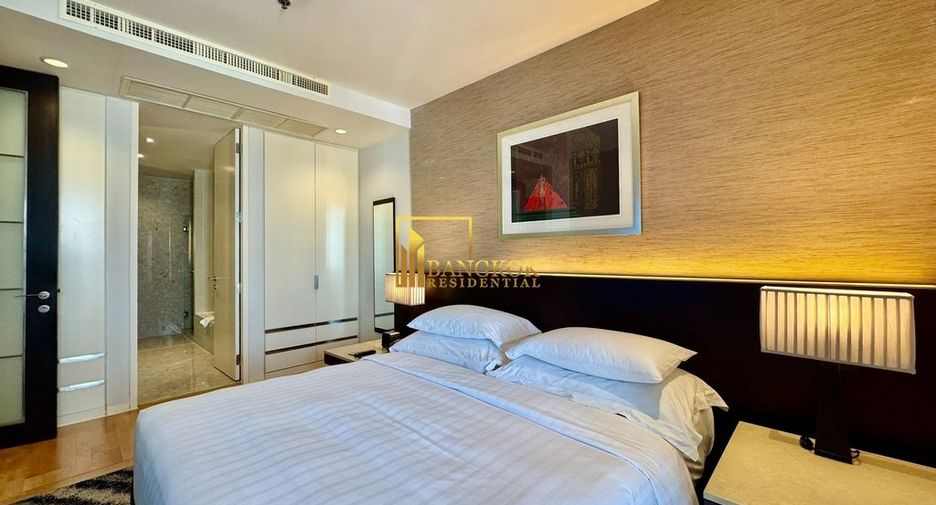 Apartamento con servicios en alquiler de 3 habitaciones en Khlong Toei, Bangkok