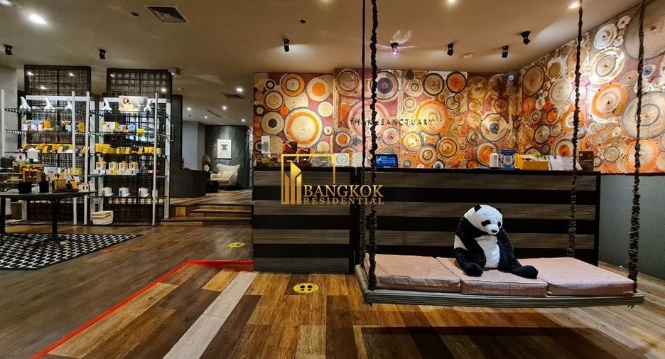 Apartamento con servicios en alquiler de 3 habitaciones en Khlong Toei, Bangkok
