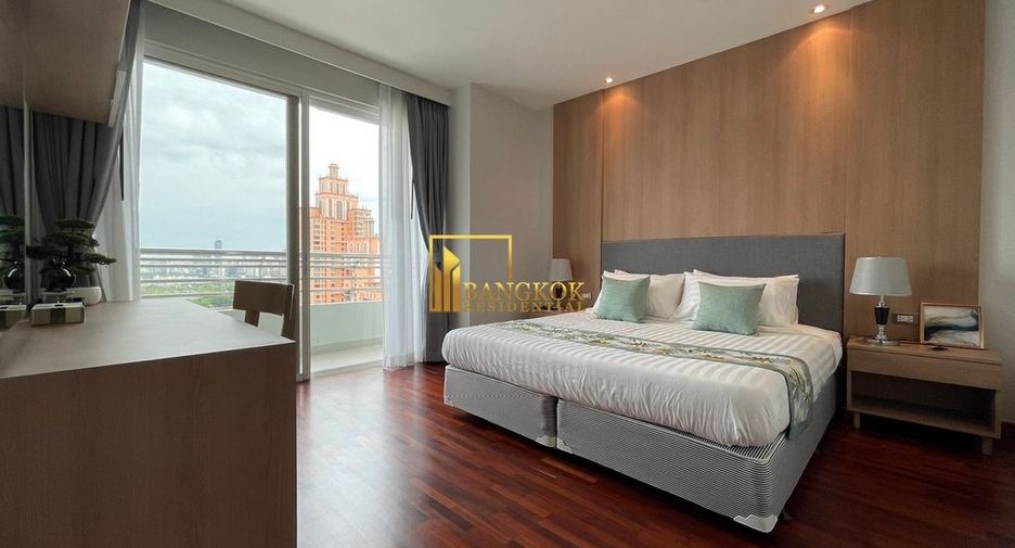 For rent 5 bedrooms apartment in Khlong Toei, Bangkok