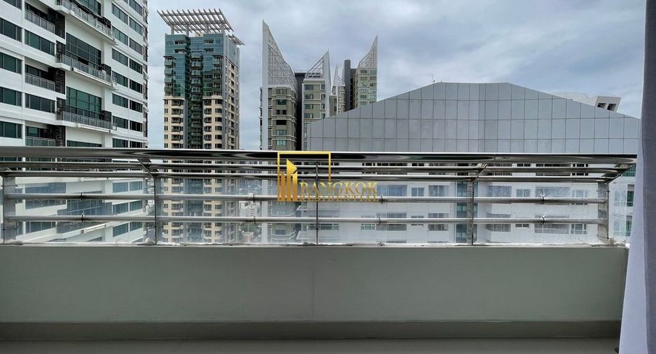 For rent 5 bedrooms apartment in Khlong Toei, Bangkok