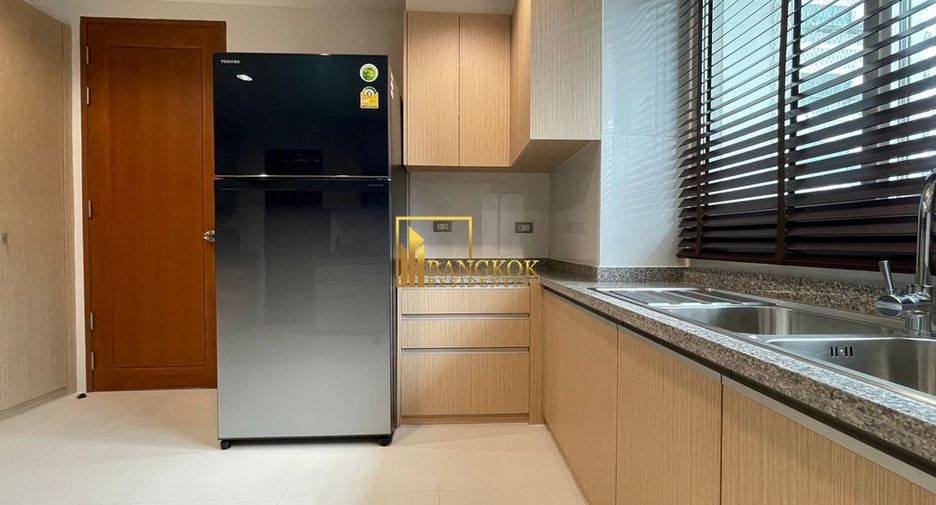 For rent 5 bedrooms apartment in Khlong Toei, Bangkok