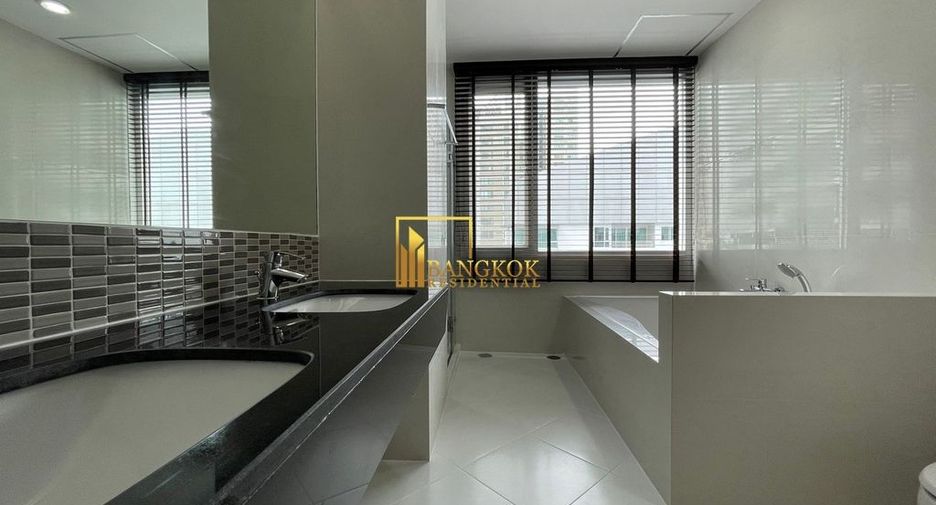 For rent 5 bedrooms apartment in Khlong Toei, Bangkok