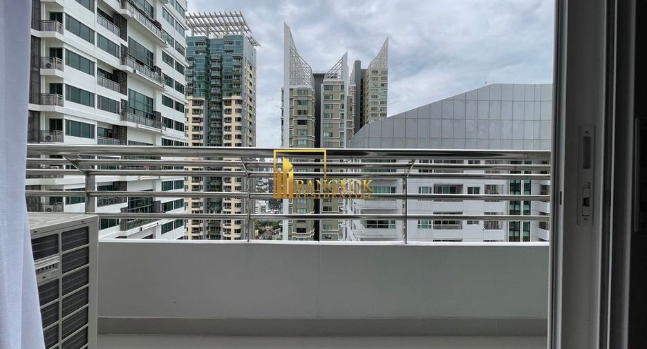 For rent 5 bedrooms apartment in Khlong Toei, Bangkok