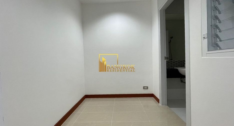 For rent 5 bedrooms apartment in Khlong Toei, Bangkok