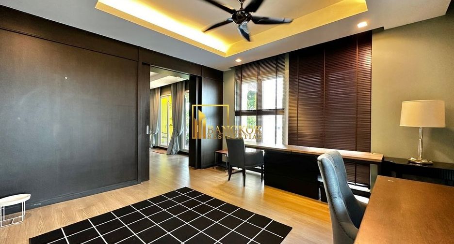 À louer 3 chambres condo à Sathon, Bangkok